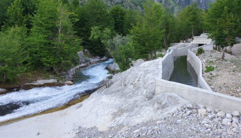 Gjykata e Larte pezulloi punimet, vijon ndertimi i hidrocentraleve ne Valbone